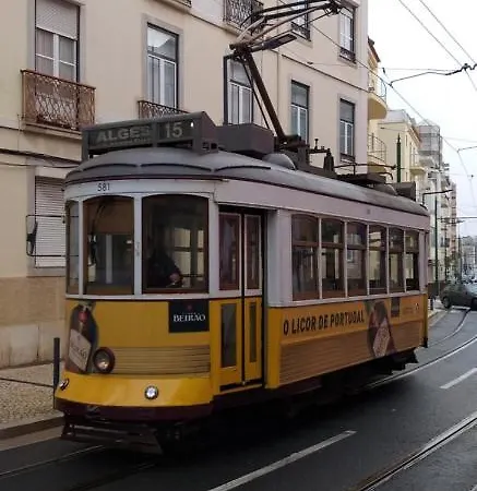 The Lisbon'S Light - Bed And Breakfast - Apartment Shared With The Hosts 民宿